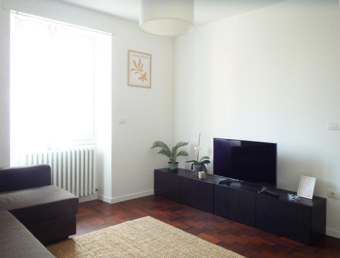 Casa Nina Apartment Sondrio Bagian luar foto